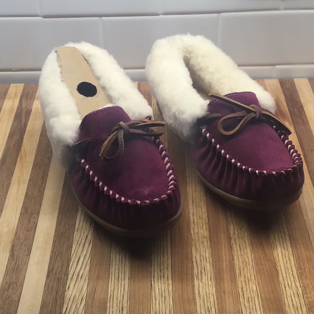 Wicked good moccasins (bramble berry) size 8 NIB - Picture 1 of 13